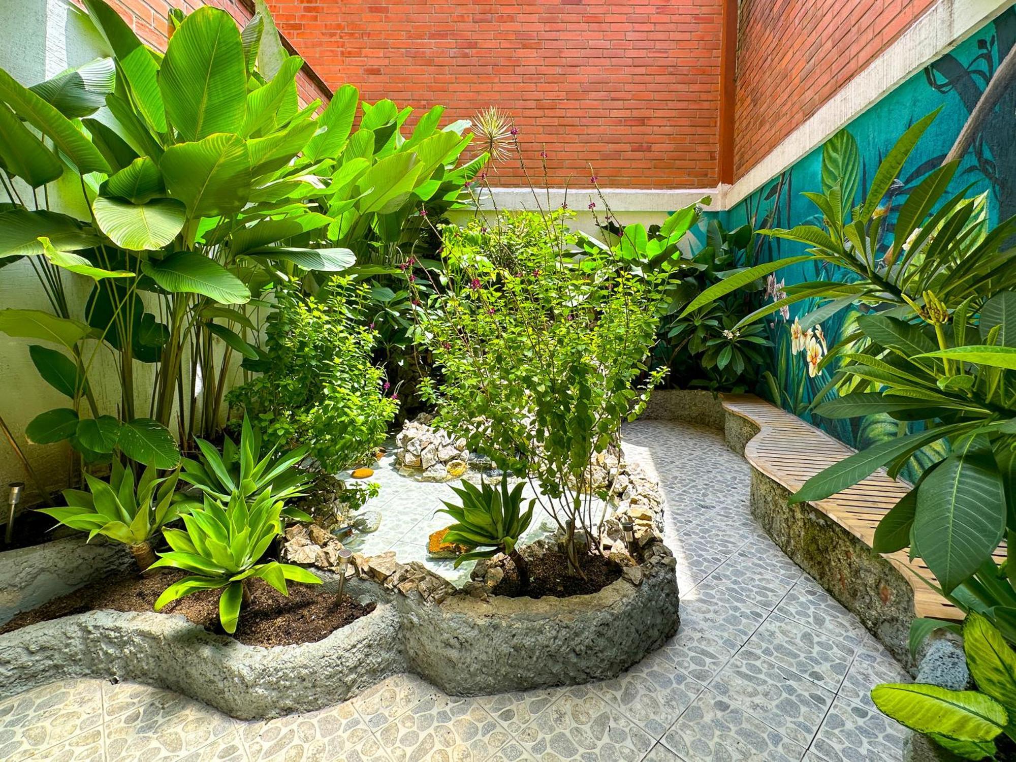 Hotel Casa Laureles Medellin Bagian luar foto