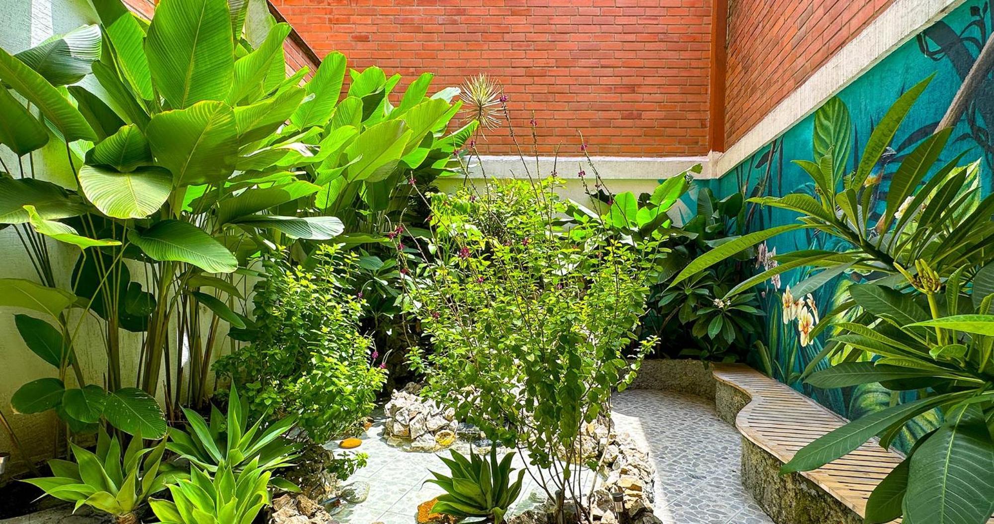 Hotel Casa Laureles Medellin Bagian luar foto