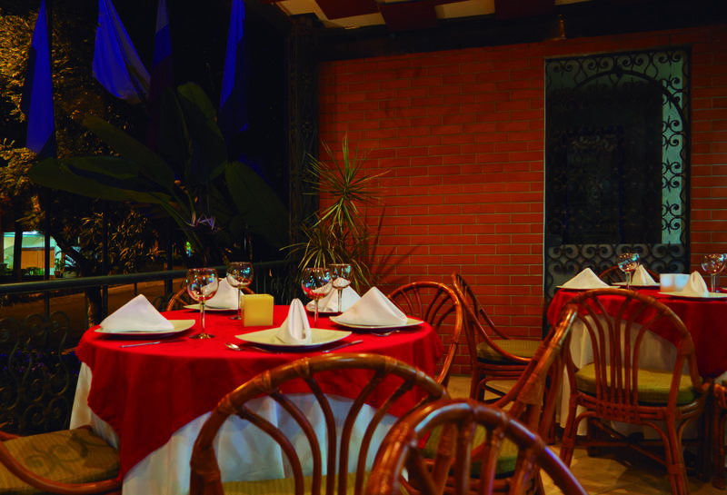 Hotel Casa Laureles Medellin Bagian luar foto